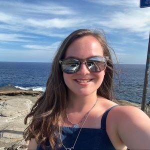 Meet your Posher, Lauran